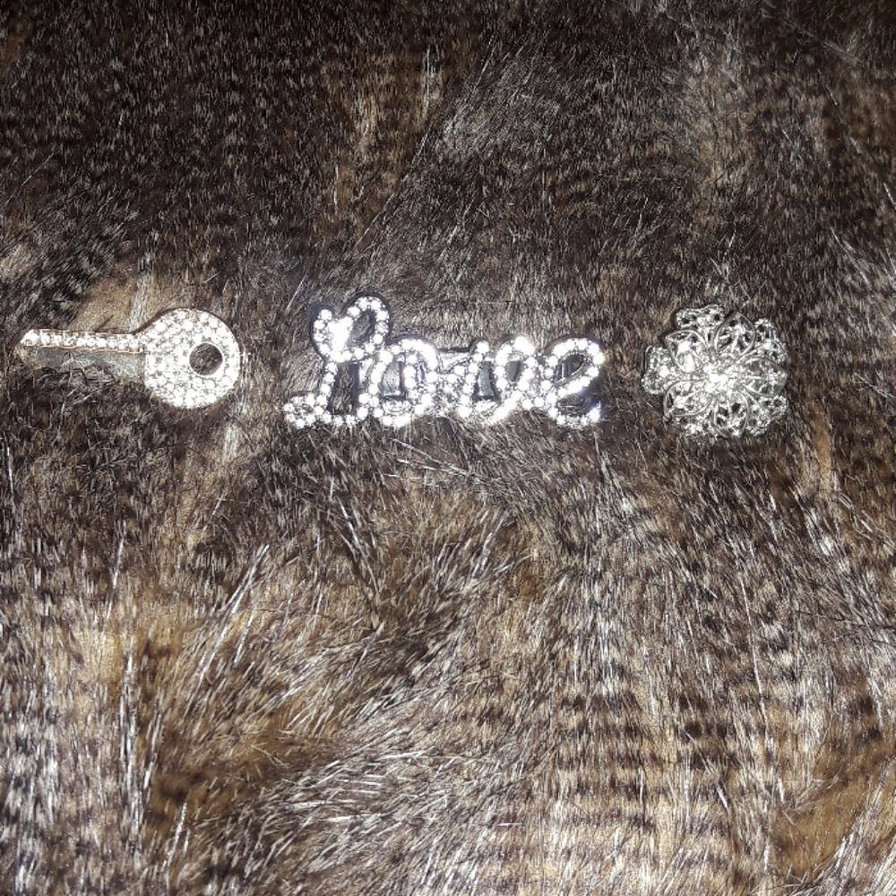 Stylish bling rings